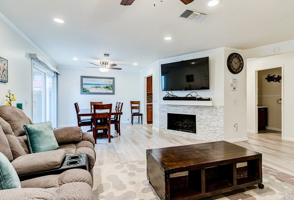 1st image of 23640 Monument Canyon Dr Unit B
