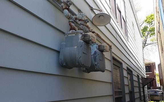 2nd image of 4952 S Winchester Ave
