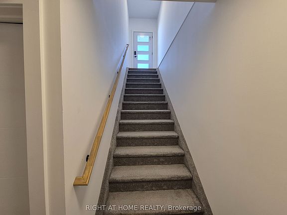 4th image of 19 James St Unit 3
