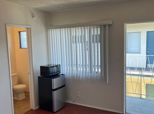 3222 Santa Monica Blvd #23-D, Santa Monica, CA 90404