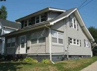 118 E Oak St, Kewanee, IL 61443