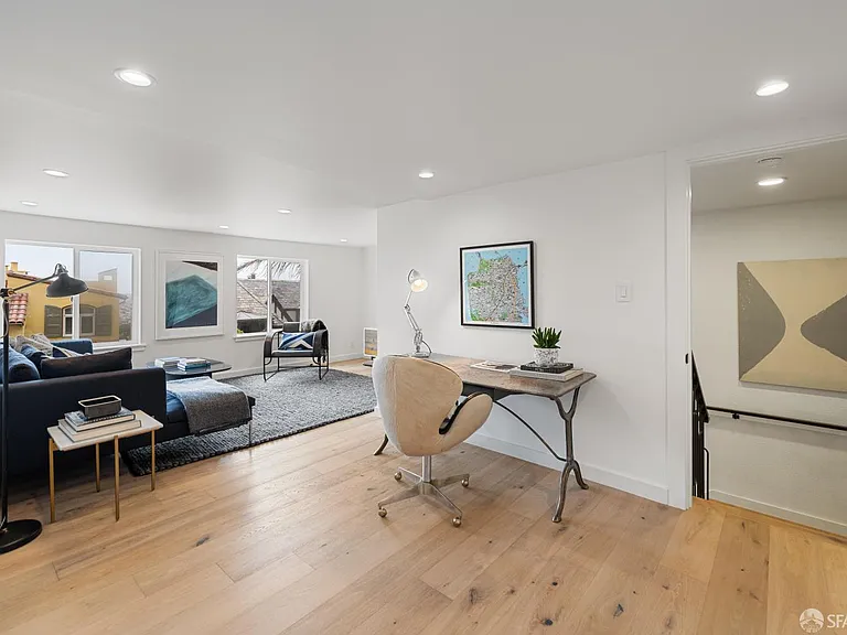 628 Los Palmos Dr — Photo 11