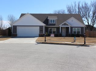 614 S 59th Pl, Rogers, AR 72758