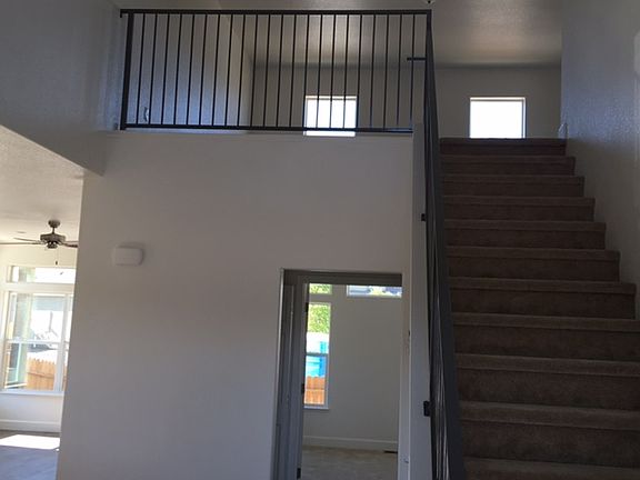 2nd image of 934 Marble Hills Cir