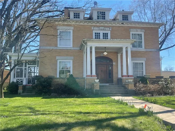 420 W Court St, Paris, IL 61944