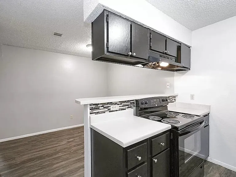 Copper Mill Apartments — Photo 3