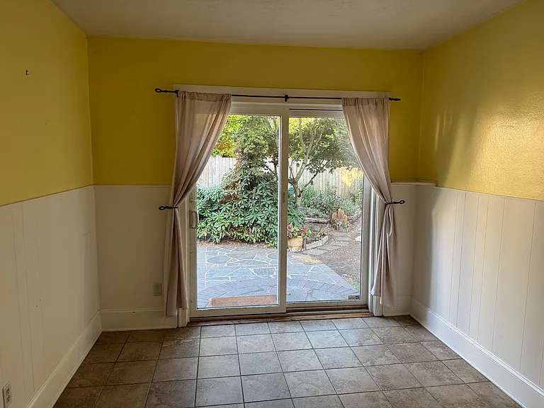 3424 NE 30th Ave — Photo 7