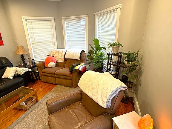 5th image of 41 Ardell St