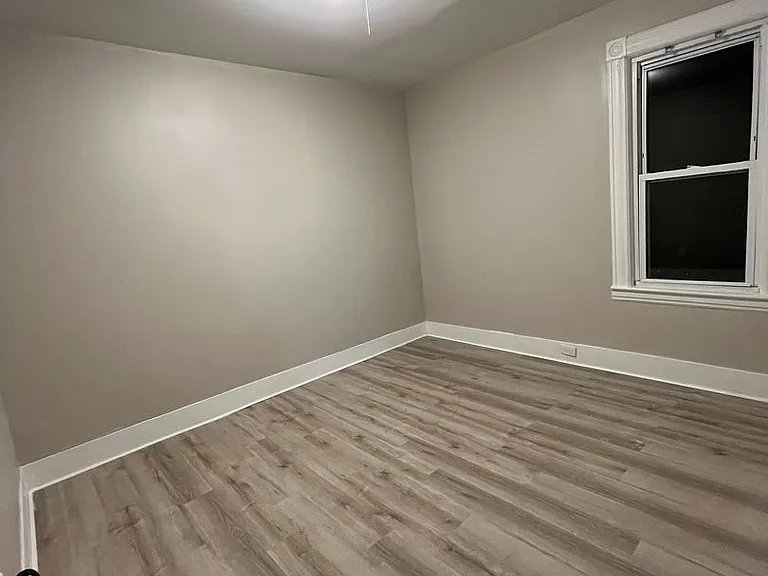 96 Nonotuck Ave — Photo 4