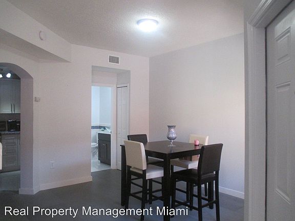 3rd image of 6103 NW 116th Pl APT 458