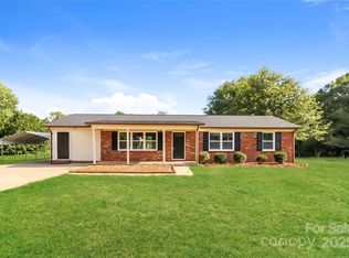 156 Woodhill Dr, Shelby, NC 28152