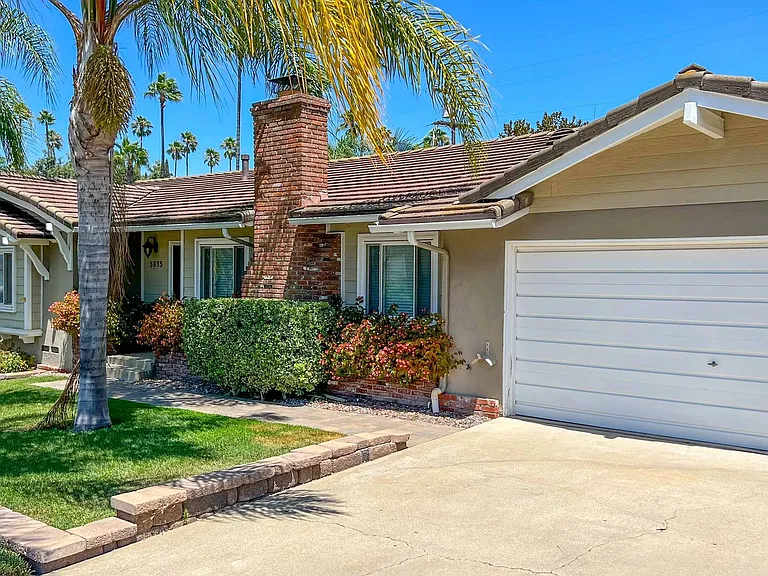 5635 Urban Dr — Photo 14