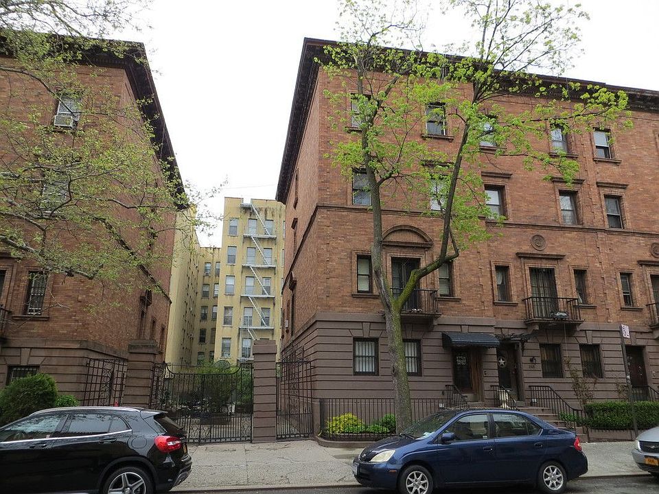 1st image of 247 W 139th St