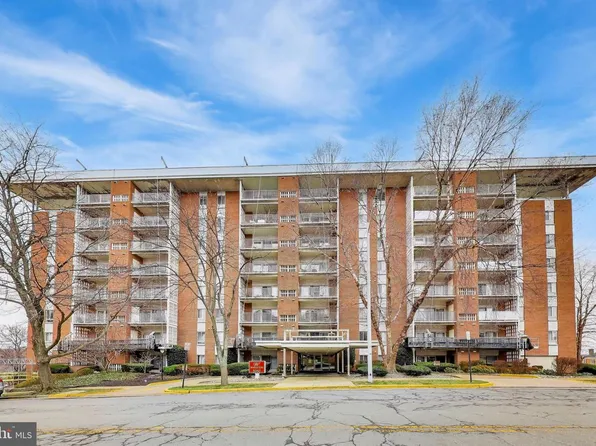 5250 Valley Forge Dr APT 107, Alexandria, VA 22304