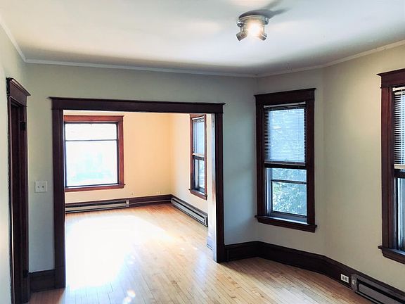 4th image of 2201 Harriet Ave