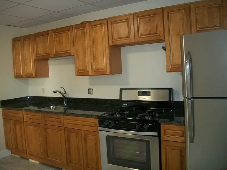 27 Putnam Ave #2 — Photo 5