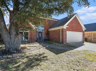 7024 Lyndale Dr, Watauga, TX 76148