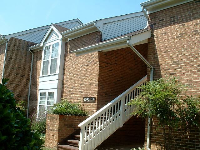 1st image of 2598 S Arlington Mill Dr #5
