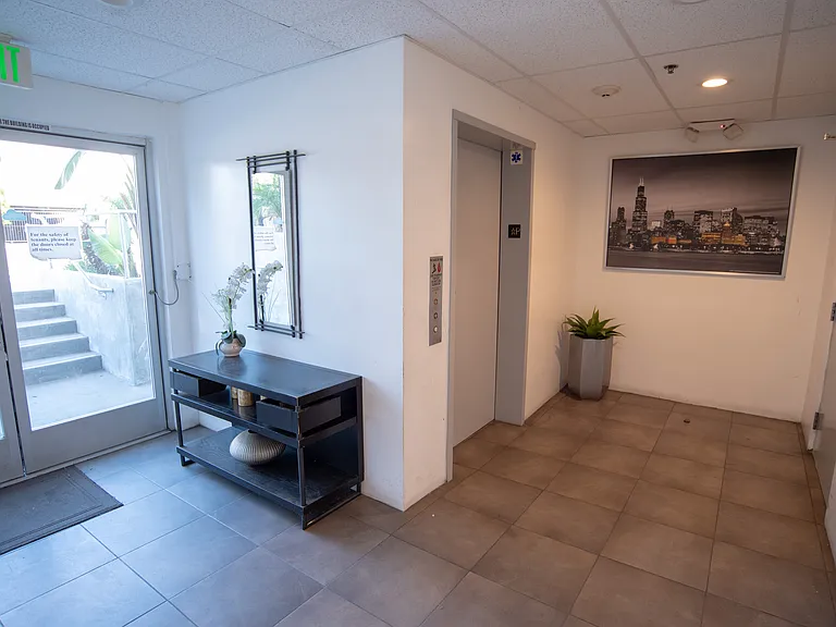 15054 Magnolia Blvd #308 — Photo 13
