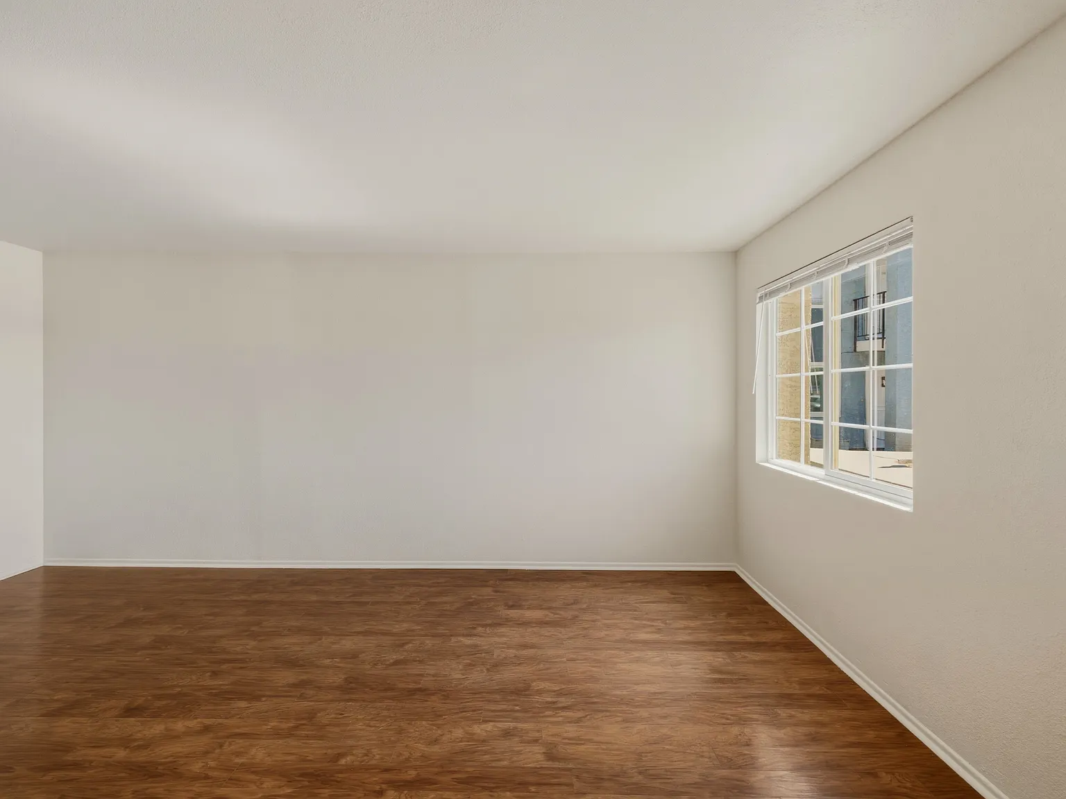 2 bed, 705 sqft, $1,195 — Photo 4