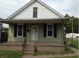 1013 Oregon St, Muscatine, IA 52761
