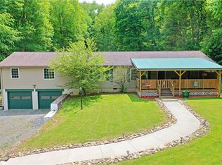 7926 W Market St, Mercer, PA 16137