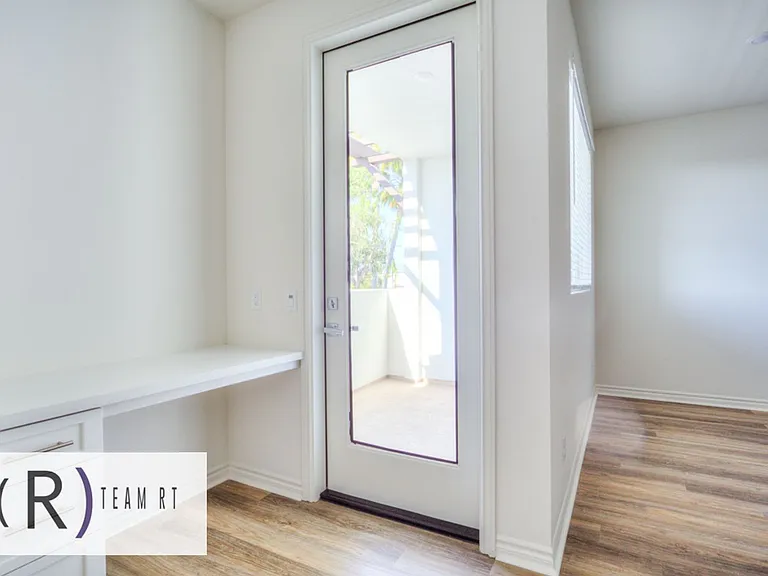 11454 Artesia Blvd — Photo 9