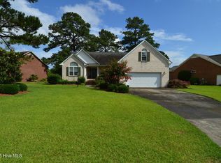 493 Alexis Dr, New Bern, NC 28562