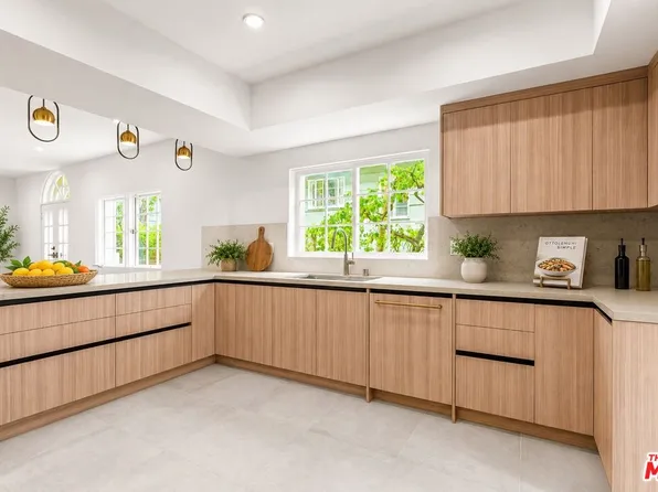 9921 Durant Dr #1, Beverly Hills, CA 90212