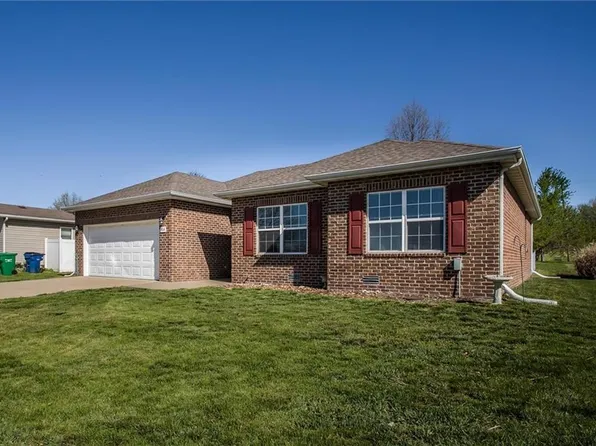 606 Meadow Ln, Butler, MO 64730