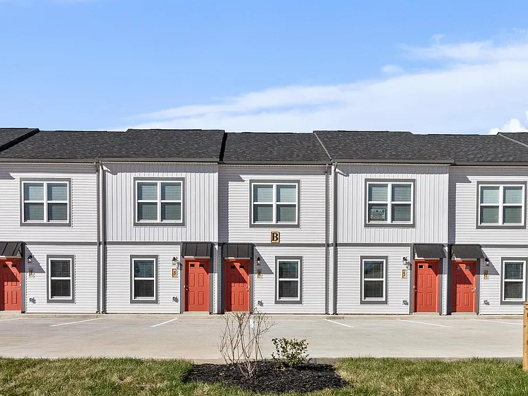203 Copeland Rd #B-5 — Photo 11