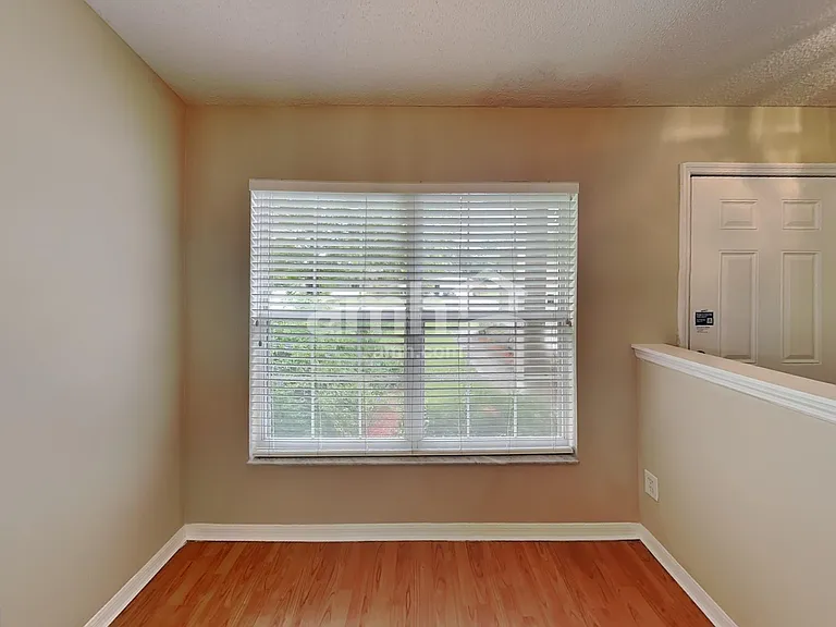 12131 Woodglen Cir — Photo 5