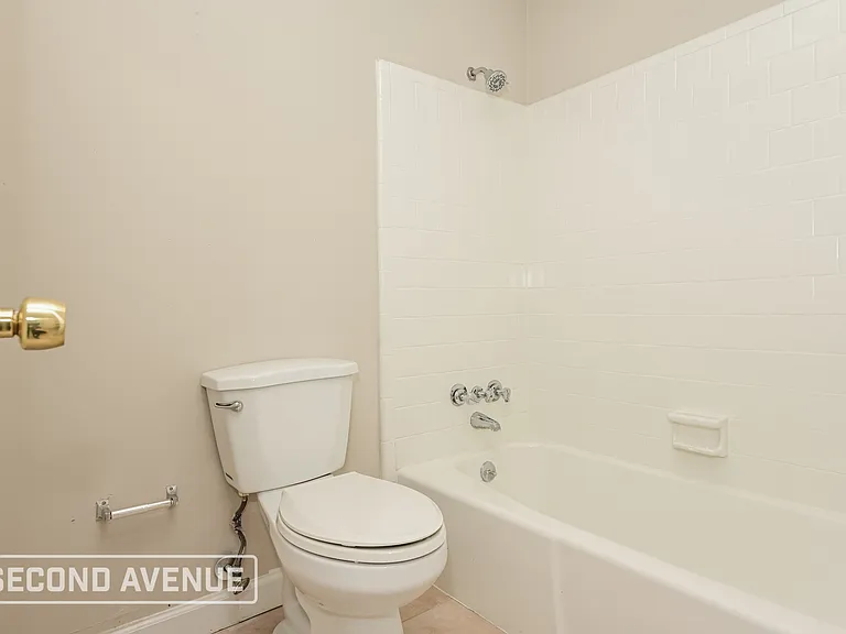 3009 Donavan Way — Photo 18