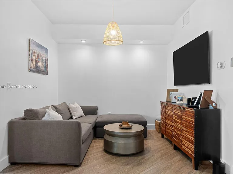 731 Crandon Blvd #308 — Photo 6