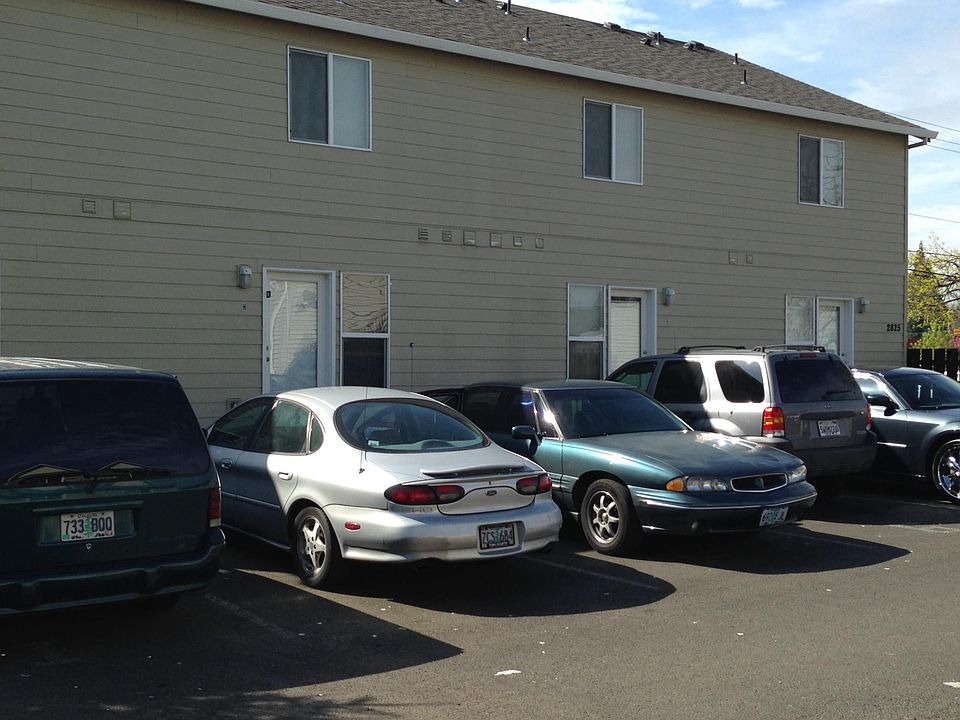 2nd image of 2825 Pacific Ave APT I