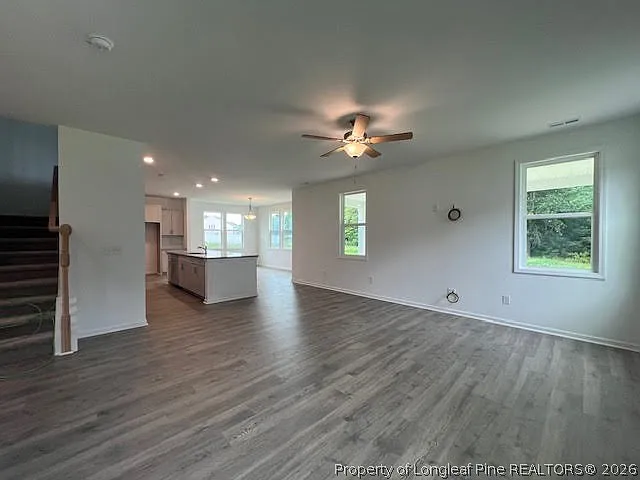 151 Cahill Ct — Photo 9