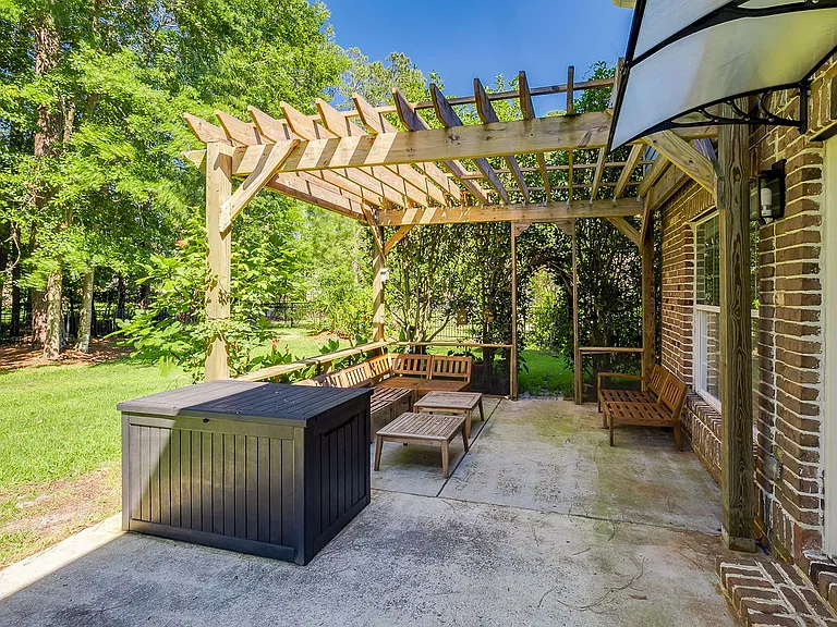 23 Lake Heron Ct W — Photo 42