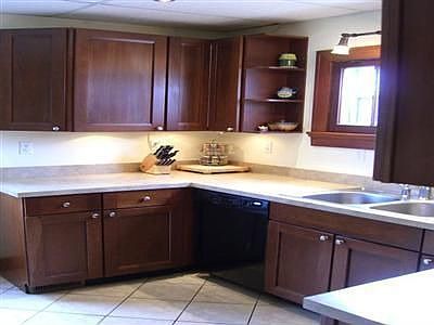 4th image of 1530 Crescent Blvd