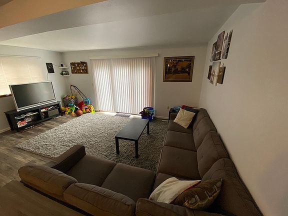 4th image of 217 NW Barstow St