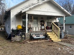 712 W Cornhill St, Cameron, MO 64429