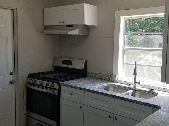 4th image of 708 N 19th St #A