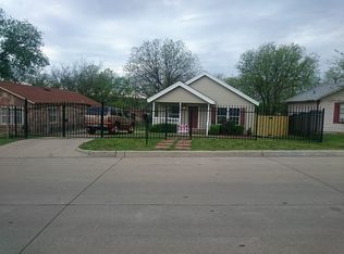 3015 Lee Ave, Fort Worth, TX 76106