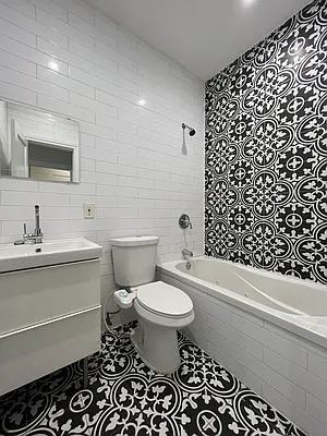 Rented by REINA PROPERTY GROUP CORP | media 22