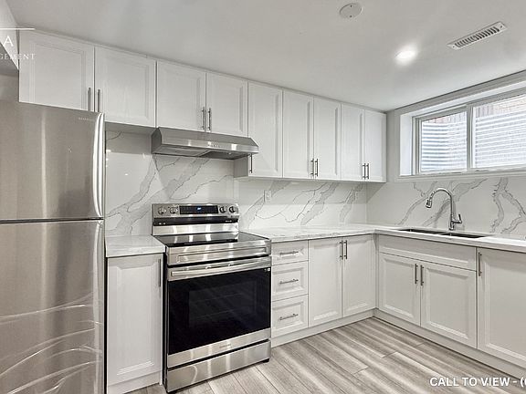 2nd image of 48 Temple West Cres #2