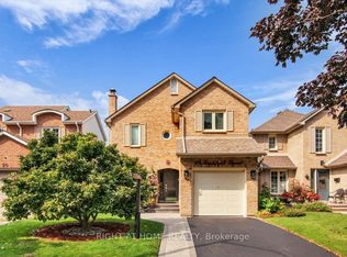 18 Bashford Rd, Ajax, ON L1S3Y2
