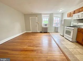 625 Pine St APT 3F, Philadelphia, PA 19106