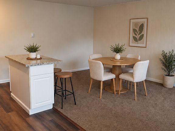 5th image of 500 S River St APT 4