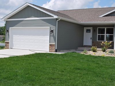 7868 Wright St, Merrillville, IN, 46410