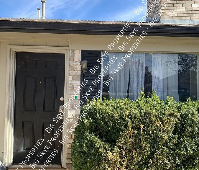 614 N Elkhart Ave #B — Photo 2