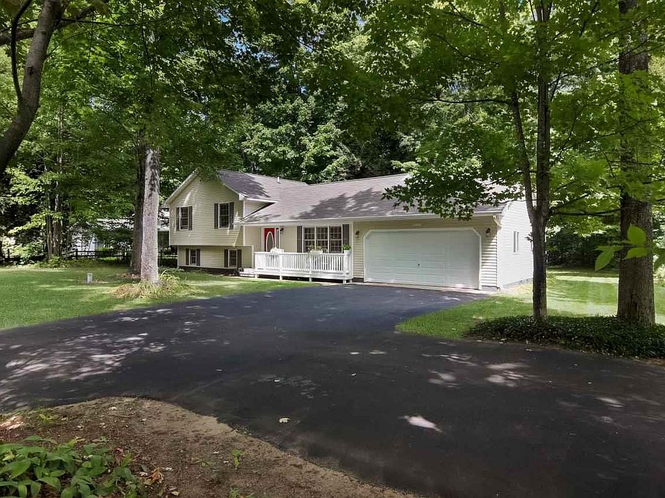 1st image of 8521 Bent Pine Dr